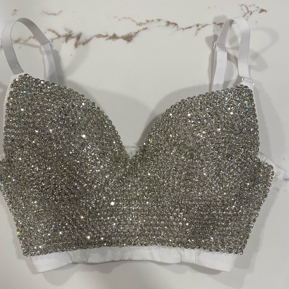 NWT diamond crop bra top
